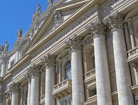 Balcony where the Pope delivers his "urbi et orbi" Blessing